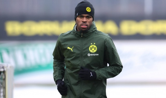 乐鱼体育官方网站-记者：楚克乌梅卡即将2000万欧转会多特，安塞尔米诺租借加盟