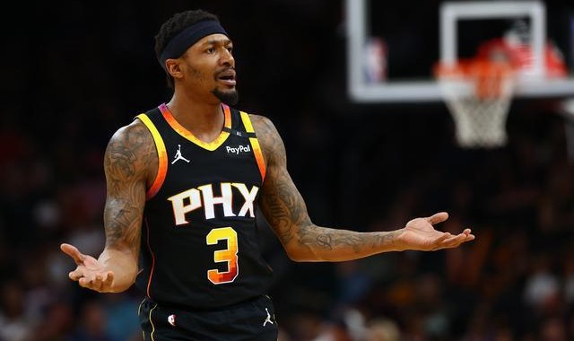 一支签的奇幻漂流王晓晨：魔术出的太阳26首轮 被太阳卖了4次