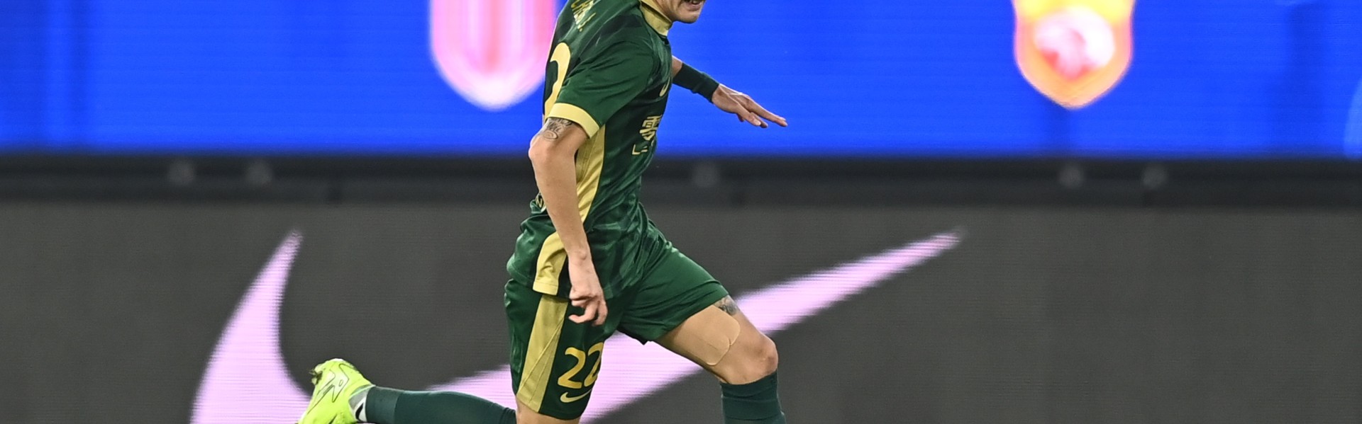 媒体人谈程进红牌：这个赛季如果谁还说有争议，就是真不看球了