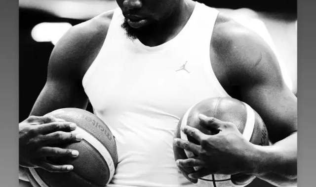 乐鱼体育官方-备战淘汰赛！亚布塞莱ins晒照晒出肌肉照