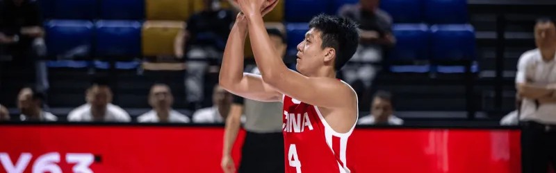 姚盛彬全场出战17分钟5中1，三分3中0得到4分2板1助攻2抢断